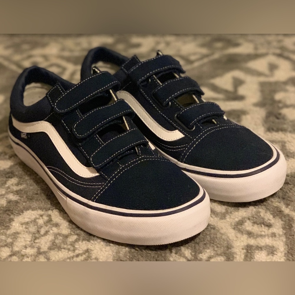 Men’s Vans Old Skool V shoes
